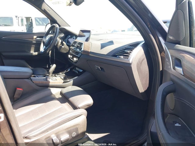 5UXTR9C58JLD59743 BMW X3