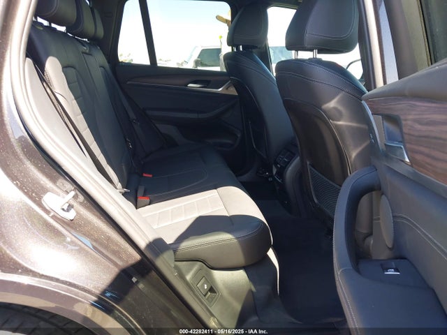 5UXTR9C58JLD59743 BMW X3