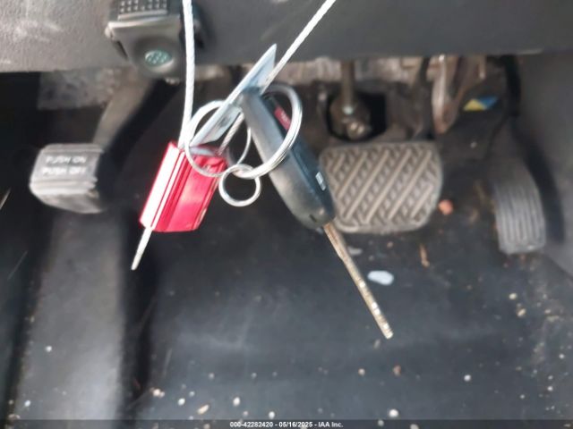 JN8AS5MT0FW155397 Nissan Rogue Select S