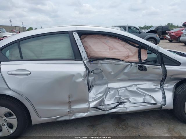 19XFB2F53FE008466 Honda Civic Lx