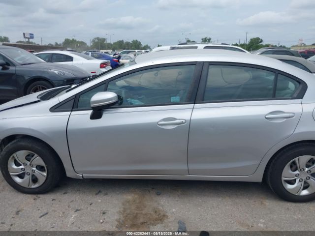 19XFB2F53FE008466 Honda Civic Lx
