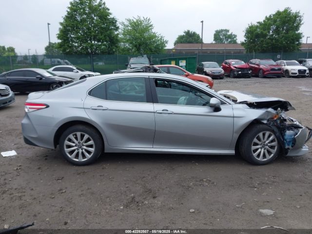 4T1B11HK5KU813553 Toyota CAMRY LE