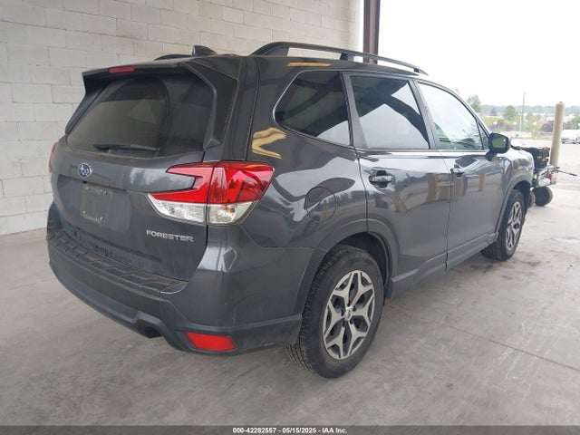 JF2SKAJC9MH477326 Subaru Forester Premium