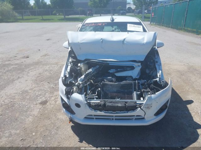 KL8CD6S91FC740074 Chevrolet Spark 1lt Cvt