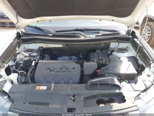 2016 MITSUBISHI OUTLANDER JA4AZ3A35GZ063910 Photo 9
