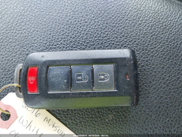 2016 MITSUBISHI OUTLANDER JA4AZ3A35GZ063910 Photo 10