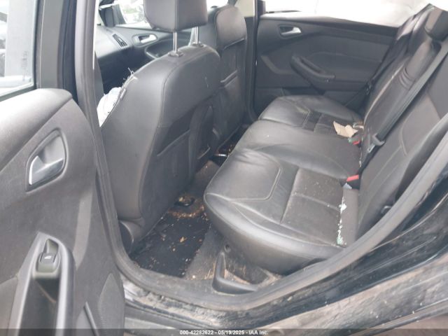 1FADP3F23GL244313 Ford FOCUS SE
