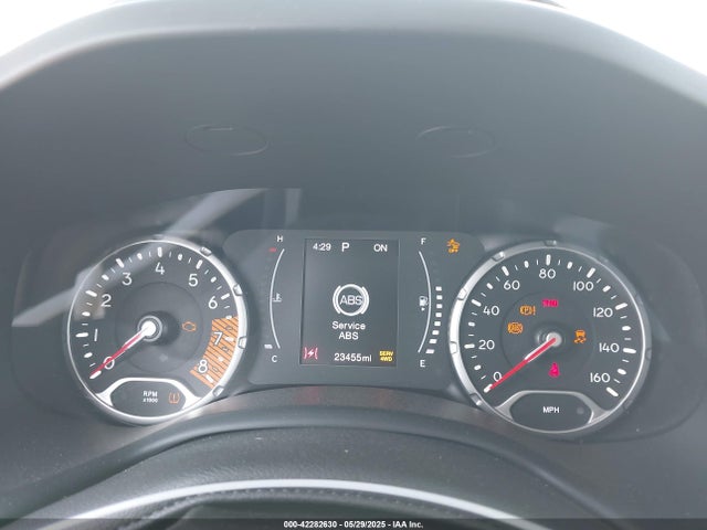 ZACNJDA18NPN51857 Jeep Renegade