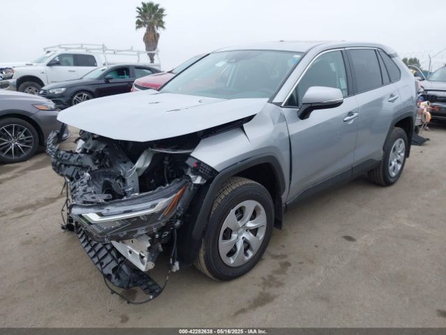 2T3K1RFV5SW384630 Toyota RAV4 LE