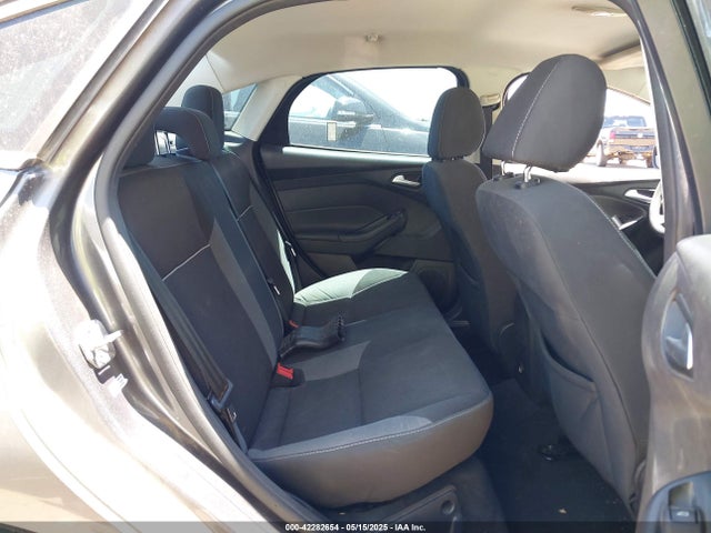 1FADP3F24EL230143 Ford FOCUS SE