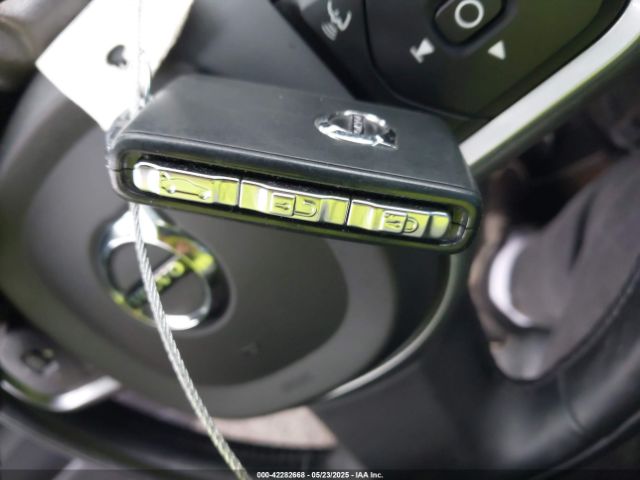 2021 VOLVO XC60 YV4102RK0M1675302 Photo 10