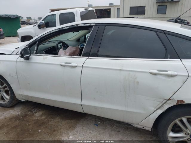 3FA6P0HD1JR191576 Ford FUSION SE
