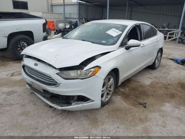 3FA6P0HD1JR191576 Ford FUSION SE