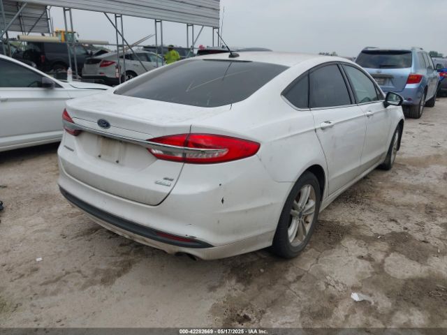 3FA6P0HD1JR191576 Ford FUSION SE
