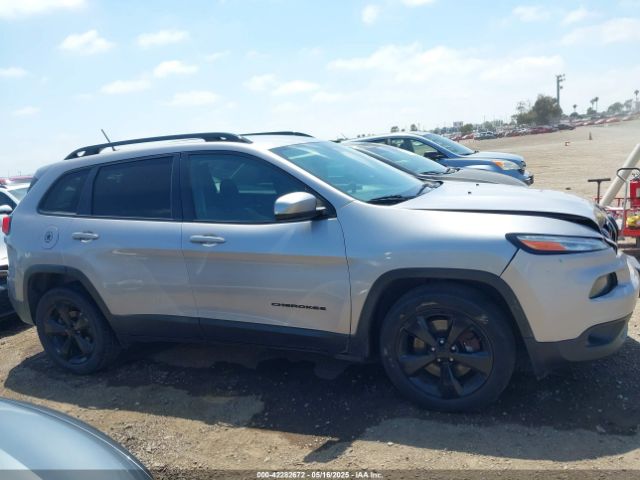 1C4PJLCB9JD556540 Jeep Cherokee Latitude Fwd