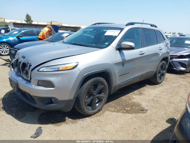 1C4PJLCB9JD556540 Jeep Cherokee Latitude Fwd