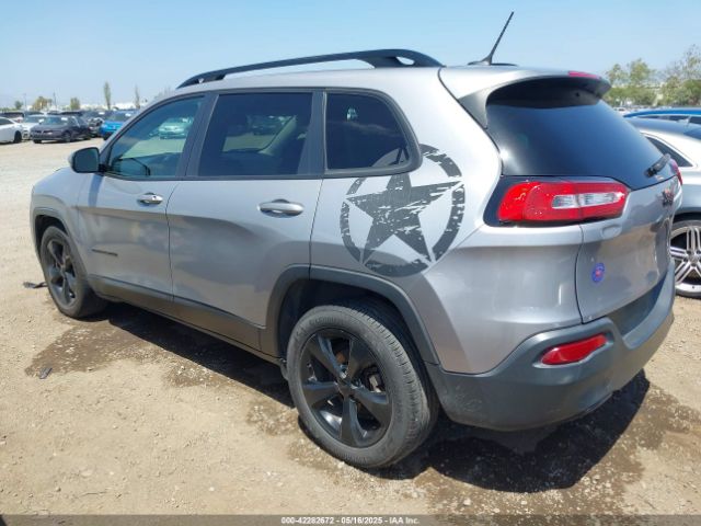 1C4PJLCB9JD556540 Jeep Cherokee Latitude Fwd