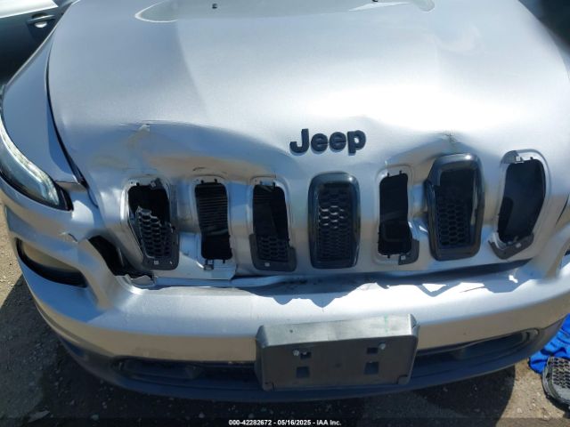 1C4PJLCB9JD556540 Jeep Cherokee Latitude Fwd