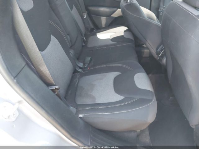 1C4PJLCB9JD556540 Jeep Cherokee Latitude Fwd