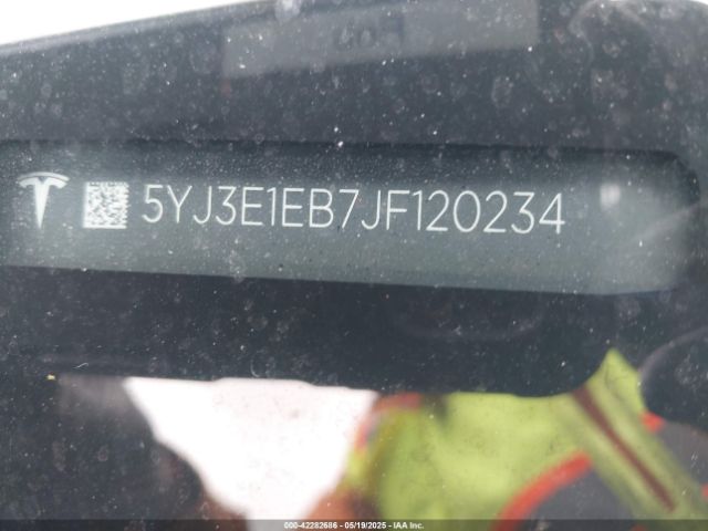 2018 TESLA MODEL 3 5YJ3E1EB7JF120234 Photo 8