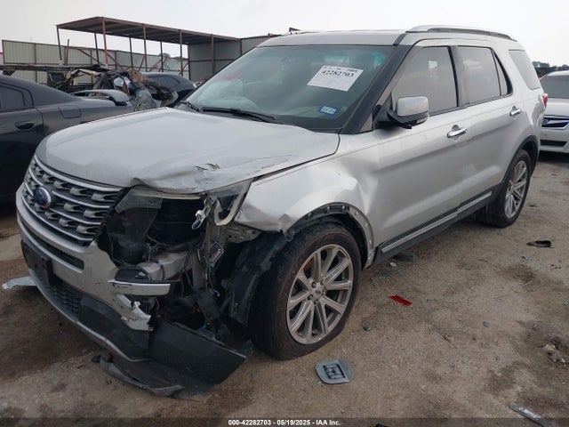 Ford Explorer 2016 1FM5K7F8XGGD03225 Image 2