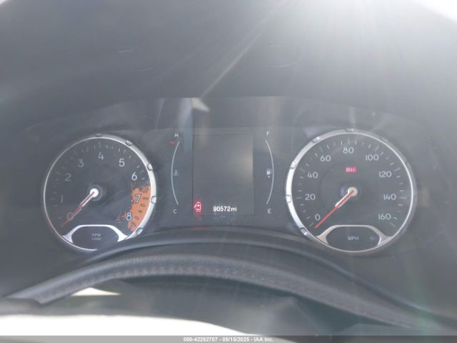 ZACCJABB5JPJ63878 Jeep Renegade Latitude Fwd