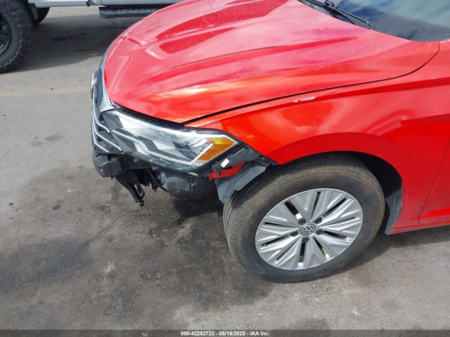 3VWN57BUXKM079982 Volkswagen Jetta 1.4t S