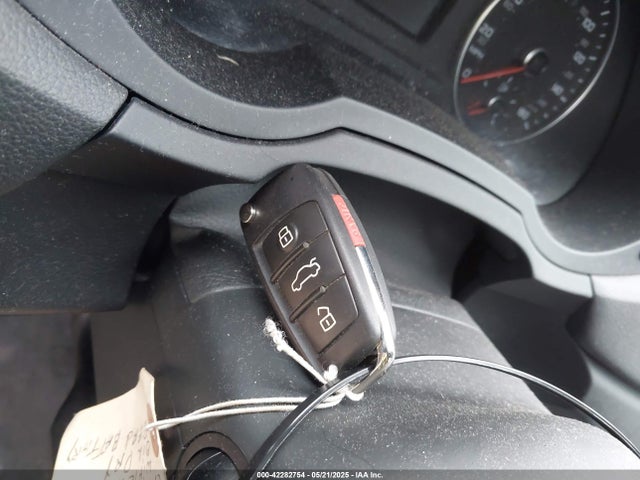 2018 AUDI Q3 WA1ECCFS1JR023396 Photo 10