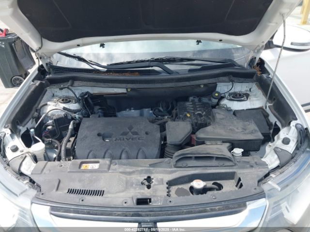 2016 MITSUBISHI OUTLANDER JA4AD3A30GZ018596 Photo 9