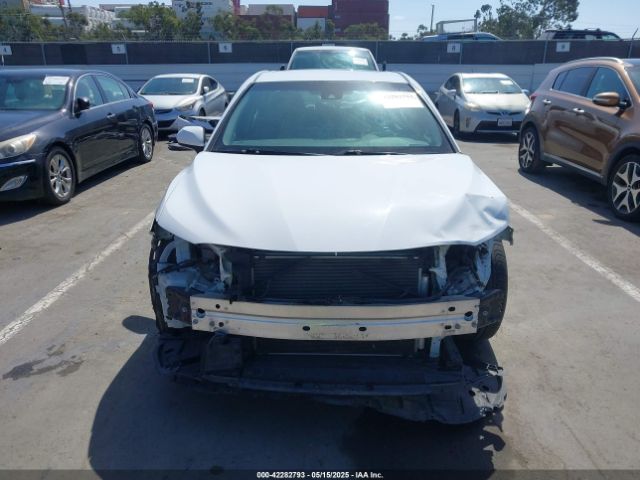 4T1B11HKXJU110027 Toyota CAMRY LE