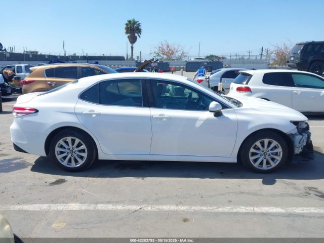 4T1B11HKXJU110027 Toyota CAMRY LE