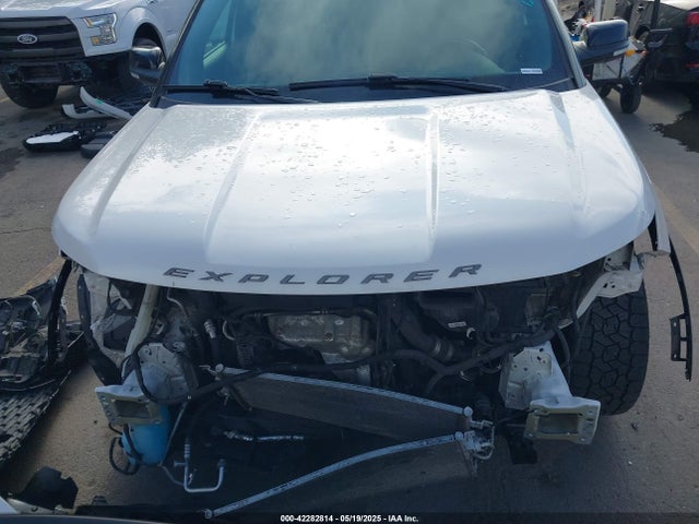 1FM5K8GT6JGA98664 Ford EXPLORER SPORT
