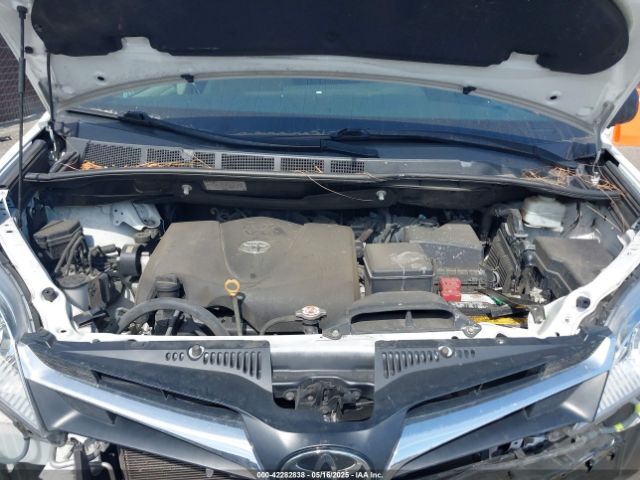 2019 TOYOTA SIENNA 5TDKZ3DC2KS004815 Photo 9