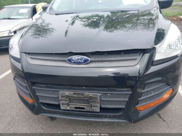 1FMCU0F74FUB15705 Ford ESCAPE S