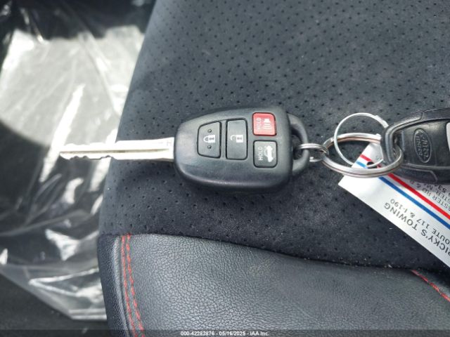 4T1BF1FK2FU485082 Toyota CAMRY XSE