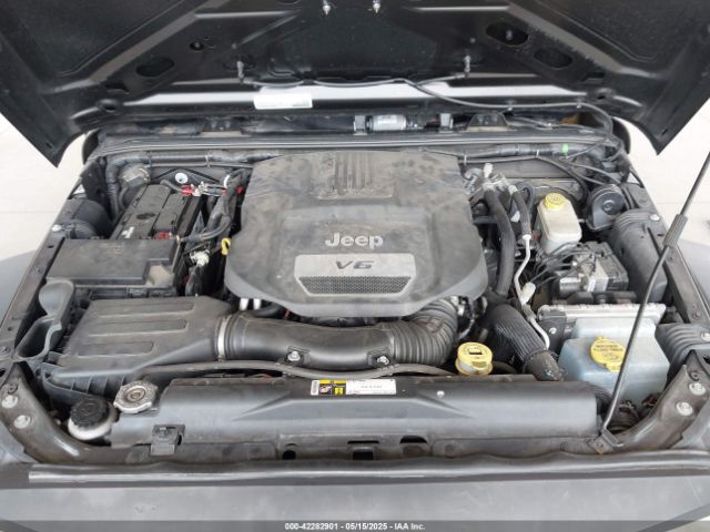 1C4BJWDG3FL742741 Jeep Wrangler Unlimited Sport