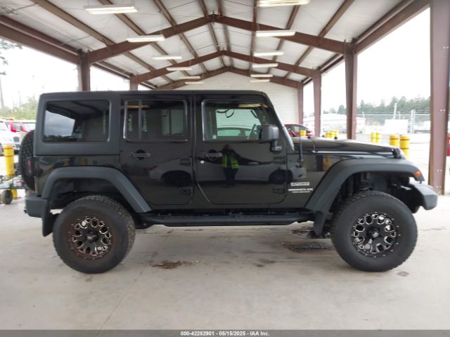1C4BJWDG3FL742741 Jeep Wrangler Unlimited Sport