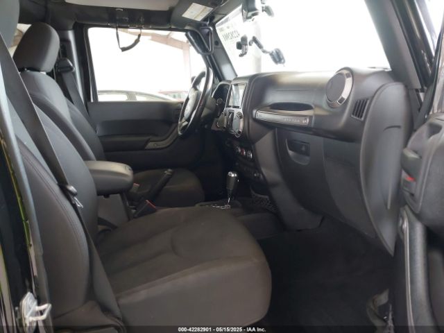 1C4BJWDG3FL742741 Jeep Wrangler Unlimited Sport