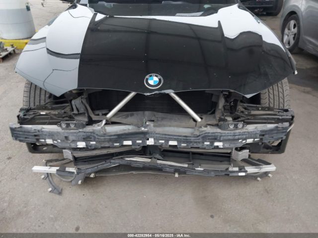3MW5P7J09M8B75719 BMW 3 Series 330e
