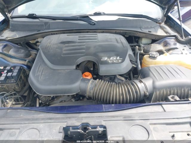 2014 CHRYSLER 300 2C3CCAAG5EH373645 Photo 9