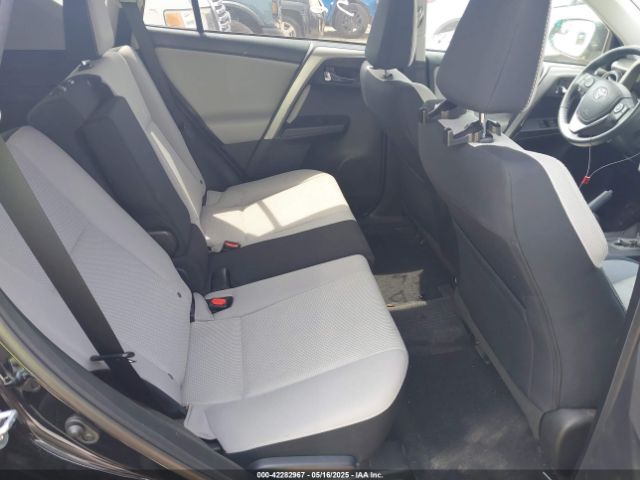 2T3RFREV0HW616710 Toyota Rav4 Xle