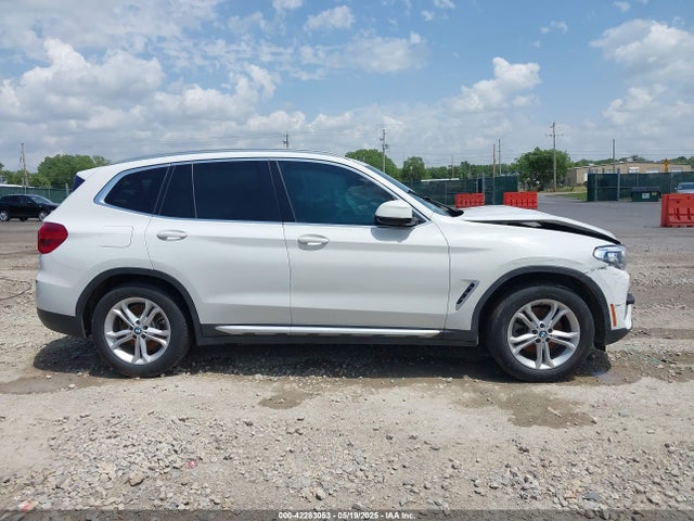 BMW X3 2019 5UXTR7C58KLF28178 Image 13