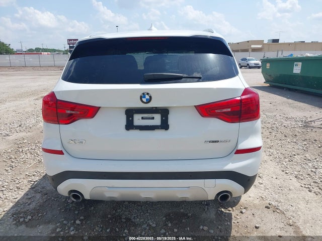 BMW X3 2019 5UXTR7C58KLF28178 Image 16