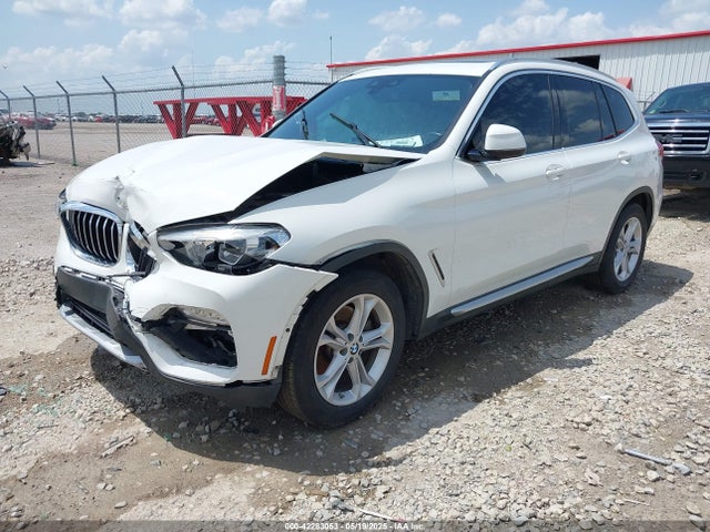 BMW X3 2019 5UXTR7C58KLF28178 Image 2