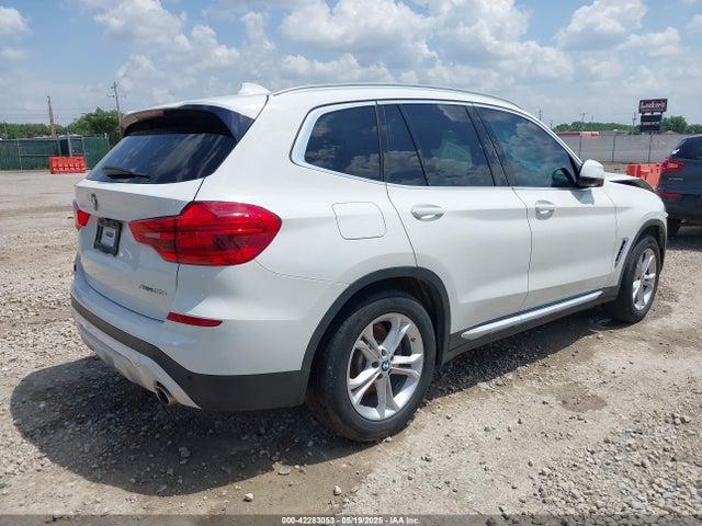 BMW X3 2019 5UXTR7C58KLF28178 Image 4