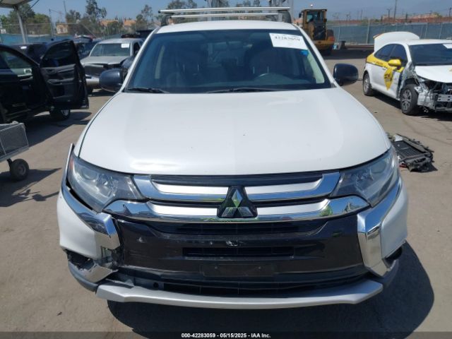 JA4AD2A30GZ051821 Mitsubishi Outlander Es