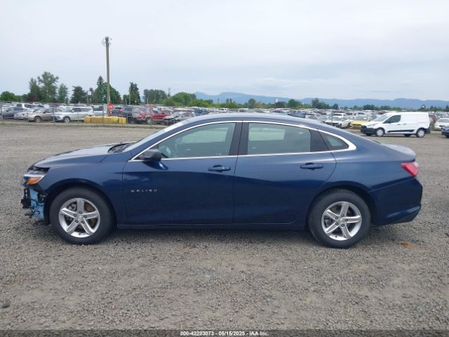 1G1ZD5ST1NF184829 Chevrolet Malibu Fwd Lt