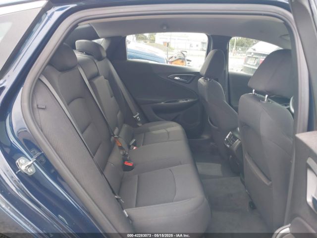 1G1ZD5ST1NF184829 Chevrolet Malibu Fwd Lt