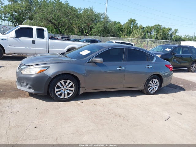 1N4AL3AP8HC119505 Nissan Altima 2.5 S
