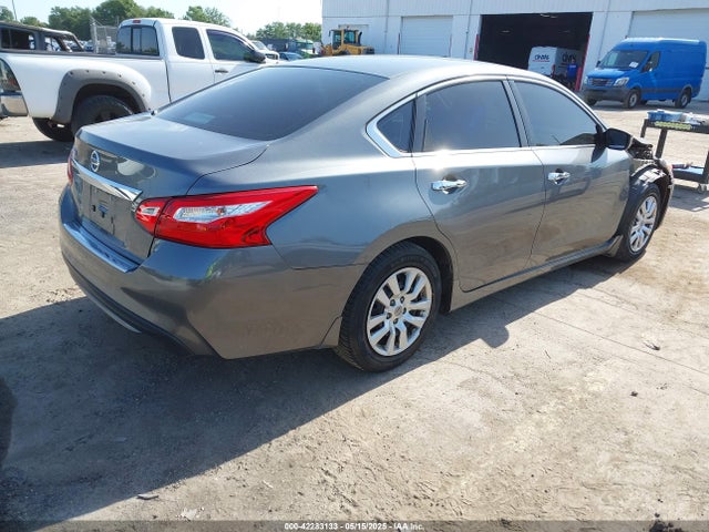 1N4AL3AP8HC119505 Nissan Altima 2.5 S
